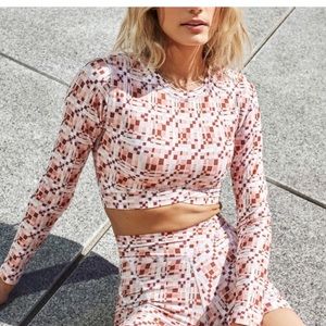 L * Space Brand New Aim High Top(NWT)